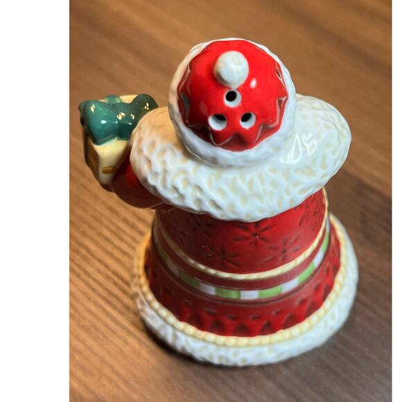 Fitz and Floyd Christmas Santa & Stocking Salt Pepper Shakers w/ Box - Picture 12 of 13